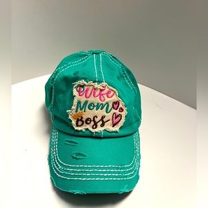 Hat kbethos Vintage  / Wife Mom Boss print
